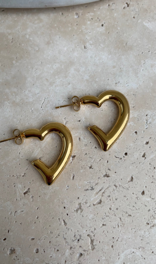 Thin heart earrings