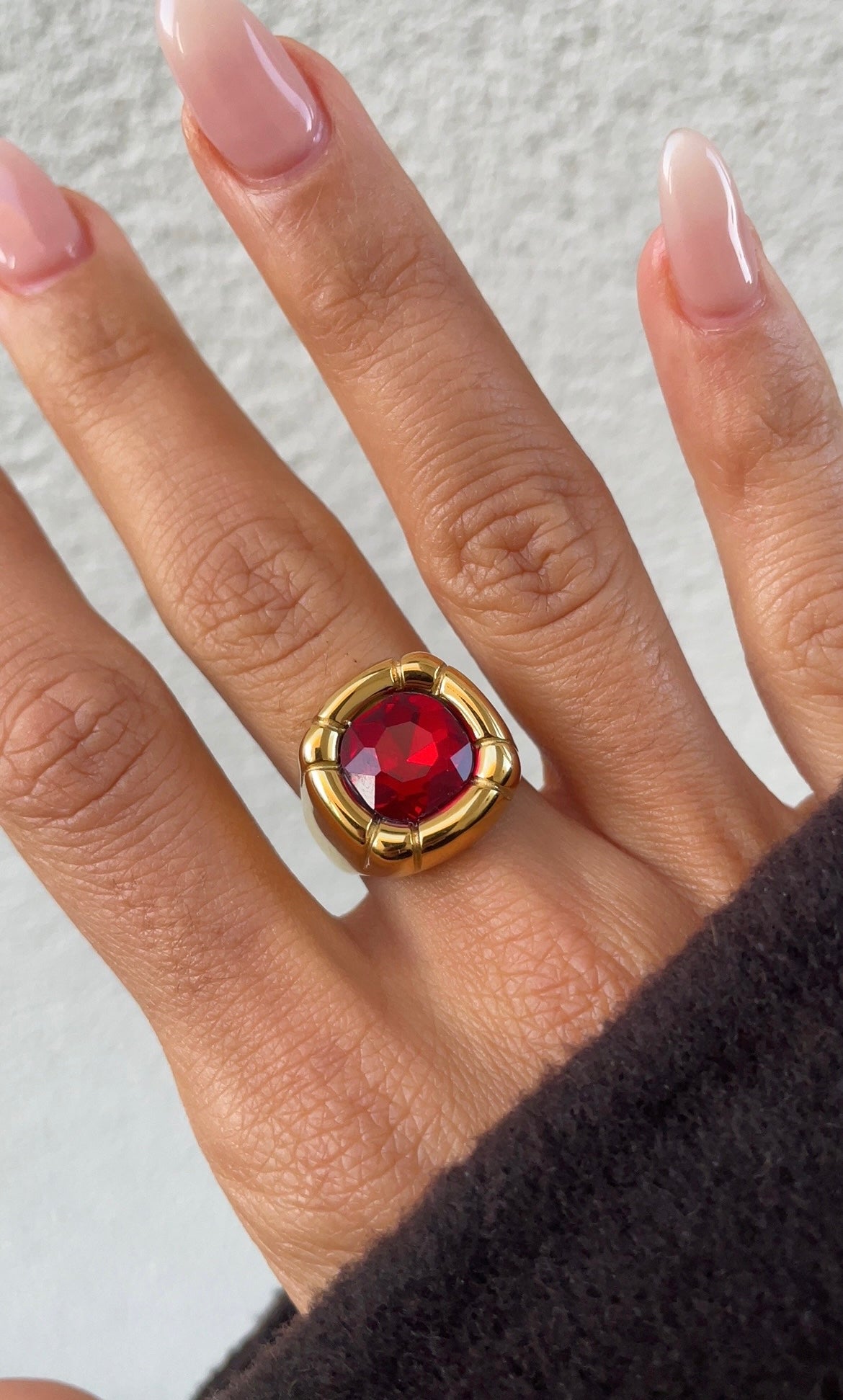 Versailles ring