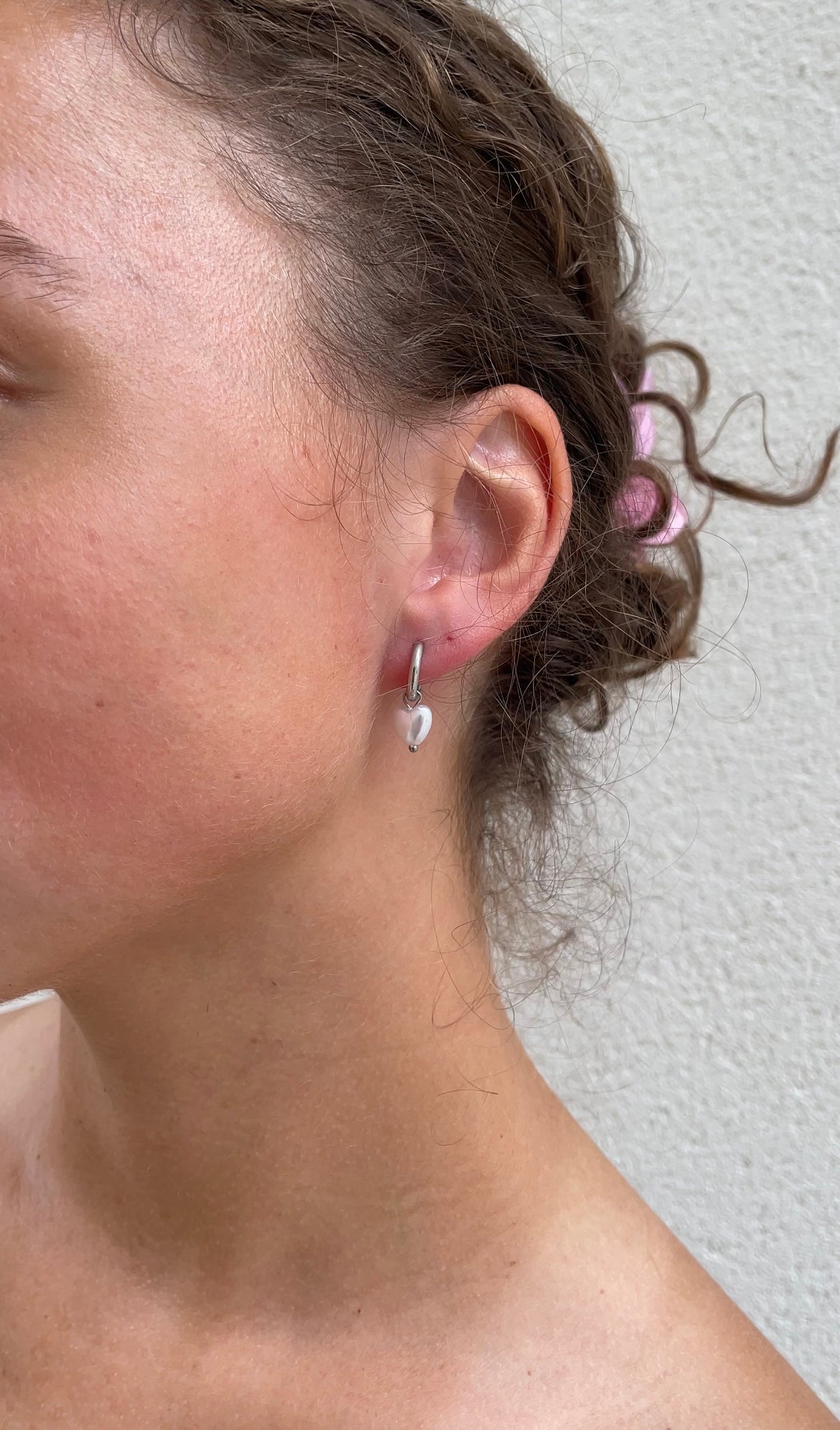 Small dangling heart earrings