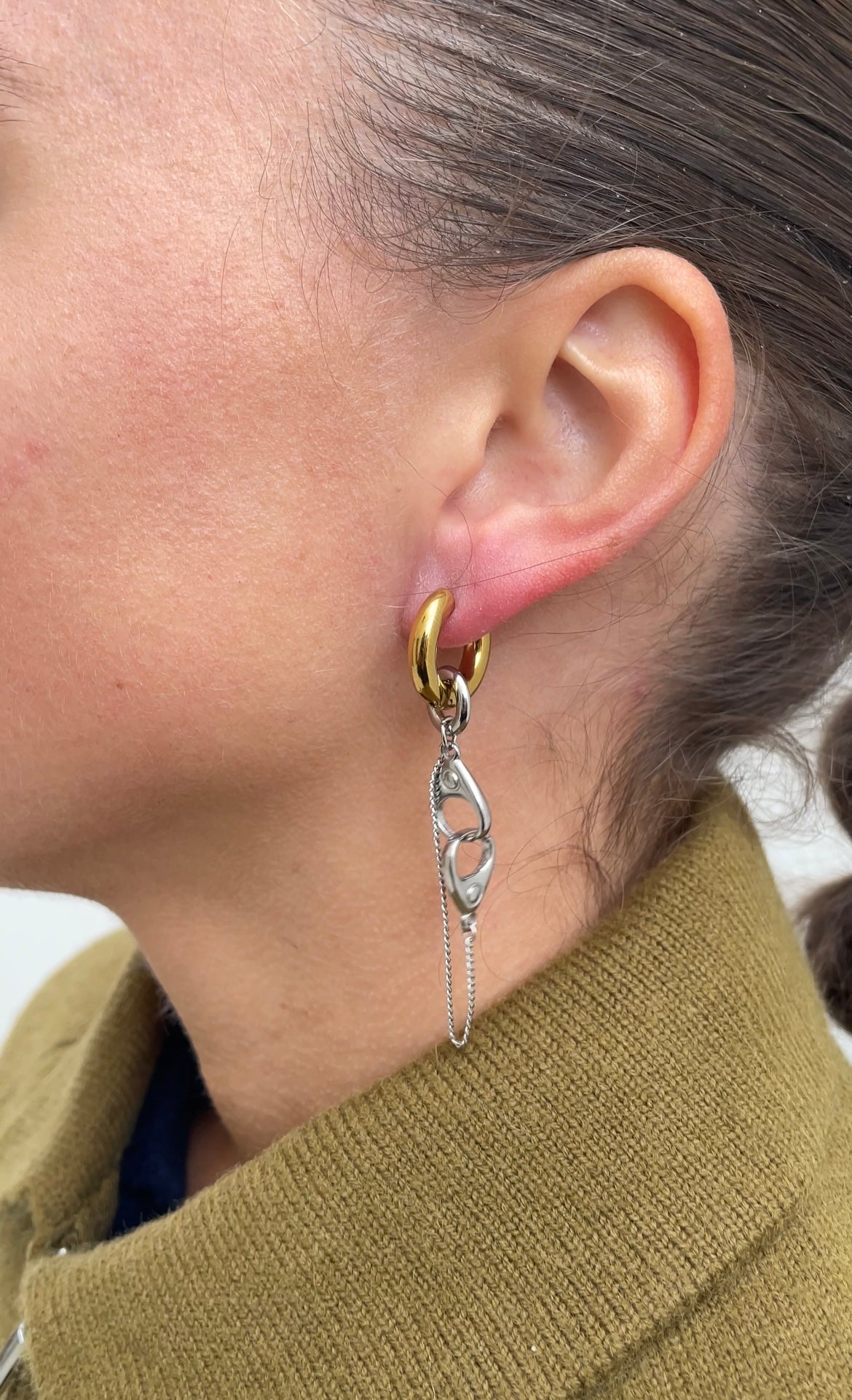 Handcuff earrings