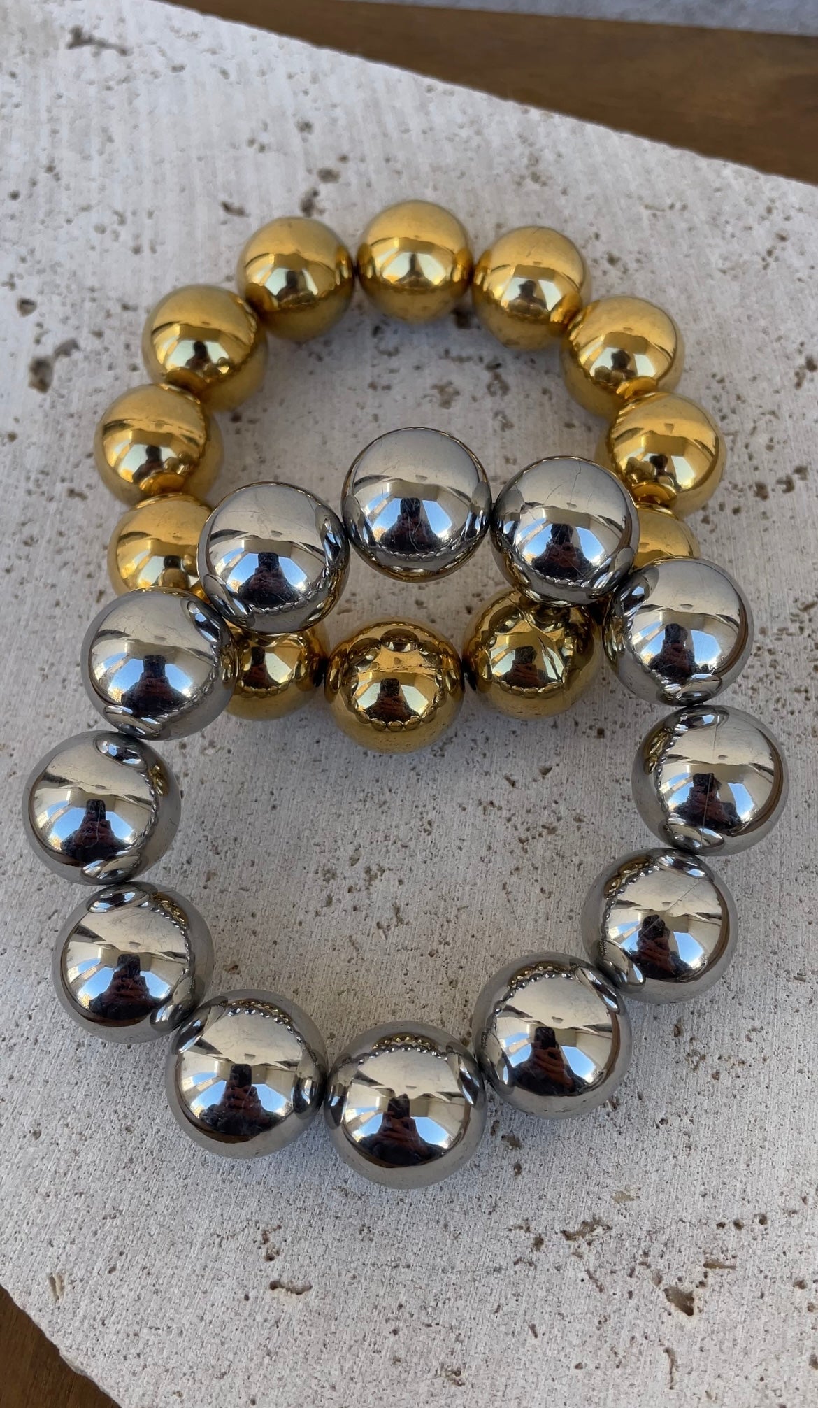 Huge Metal pearl bracelet