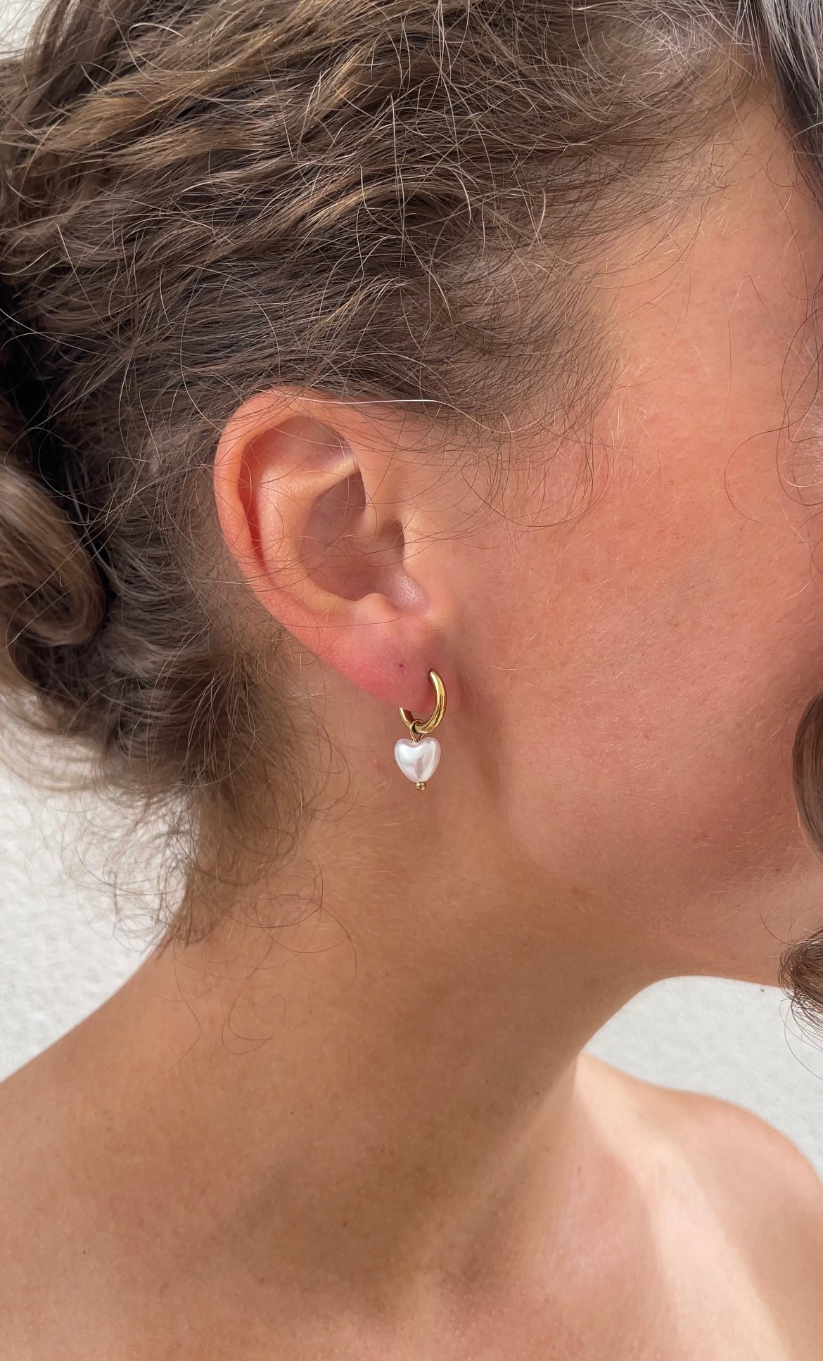 Small dangling heart earrings