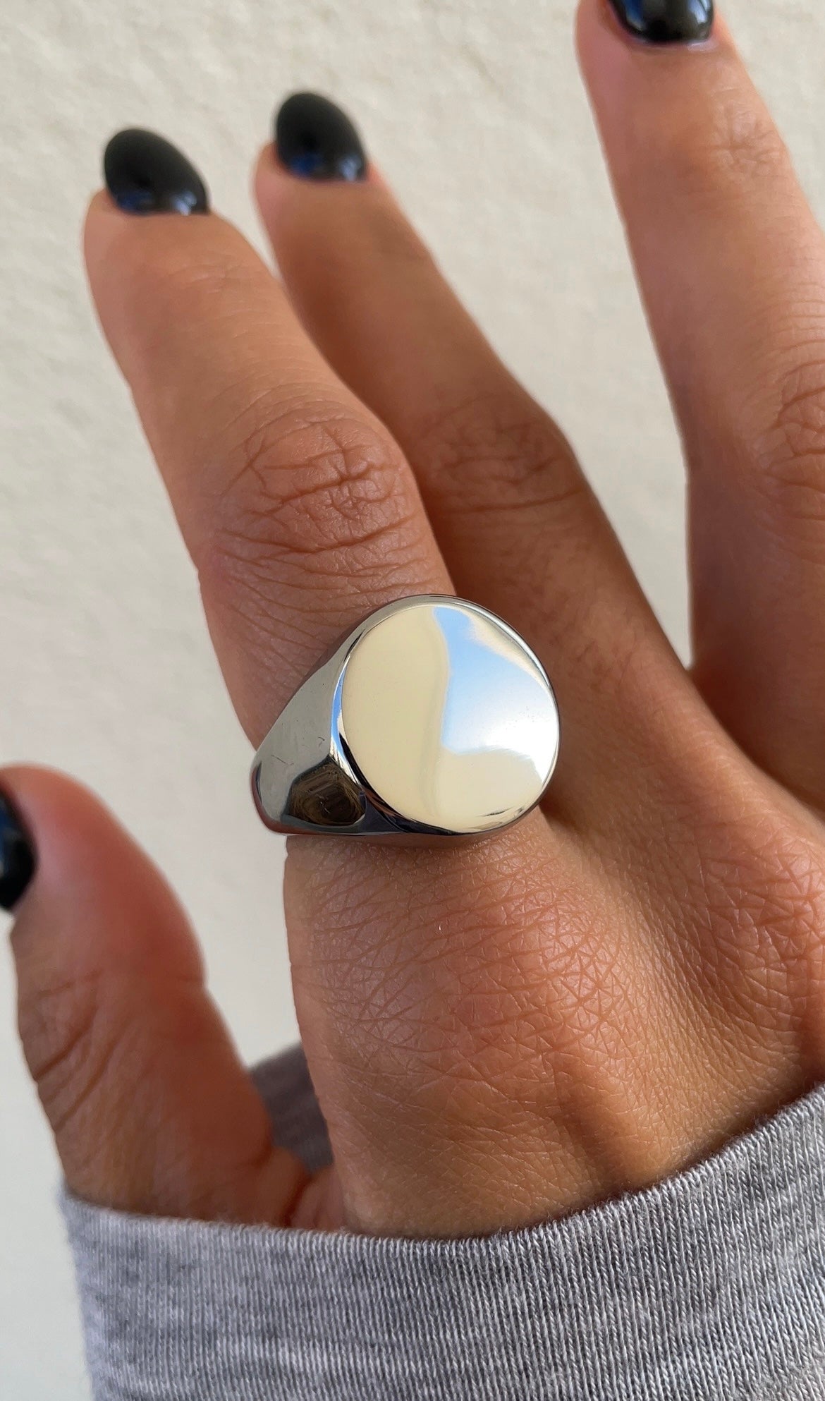 Signet ring