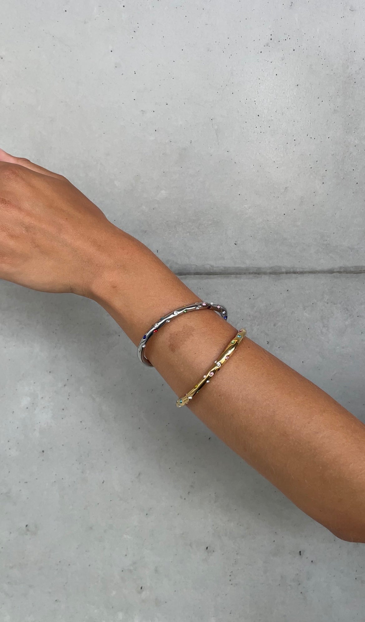 Colored bangle