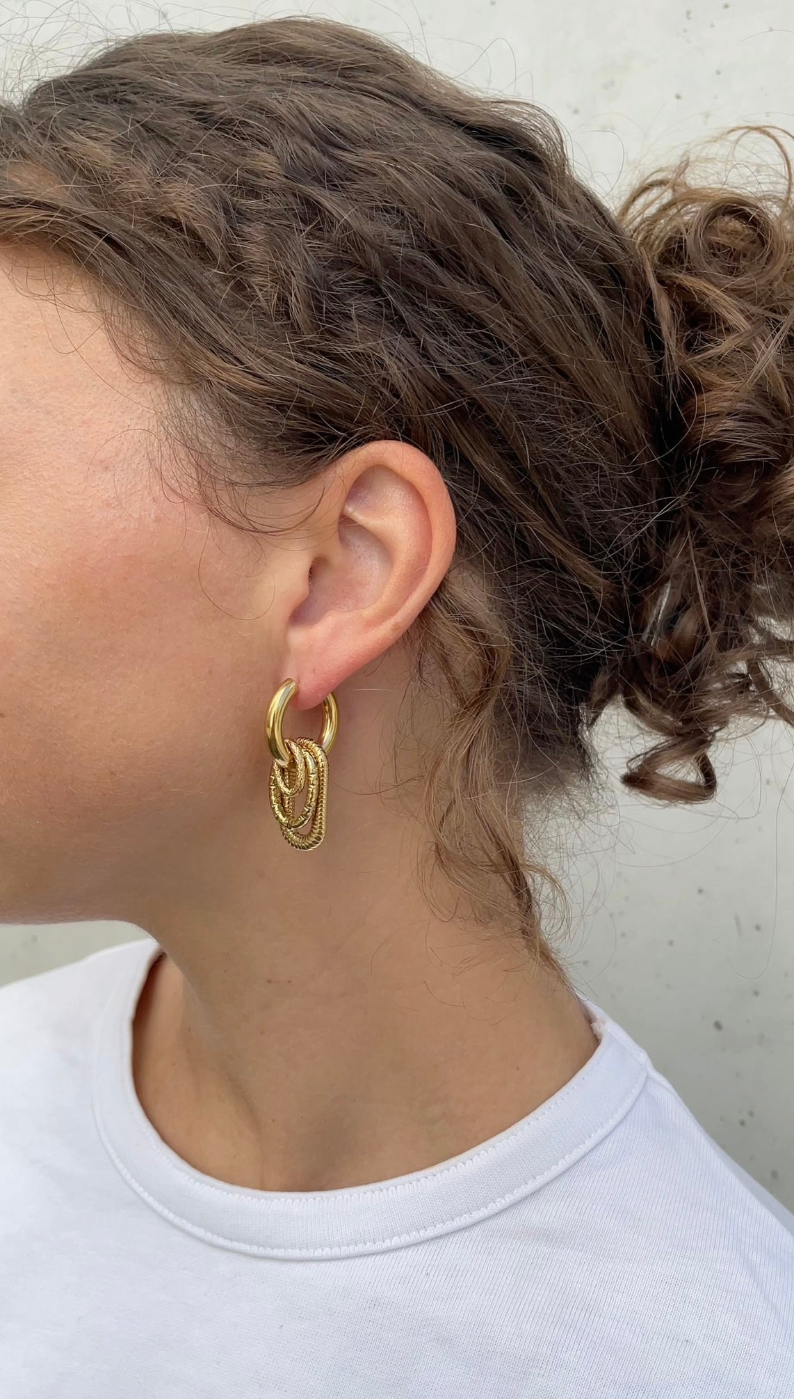 Multiple oval x hoops