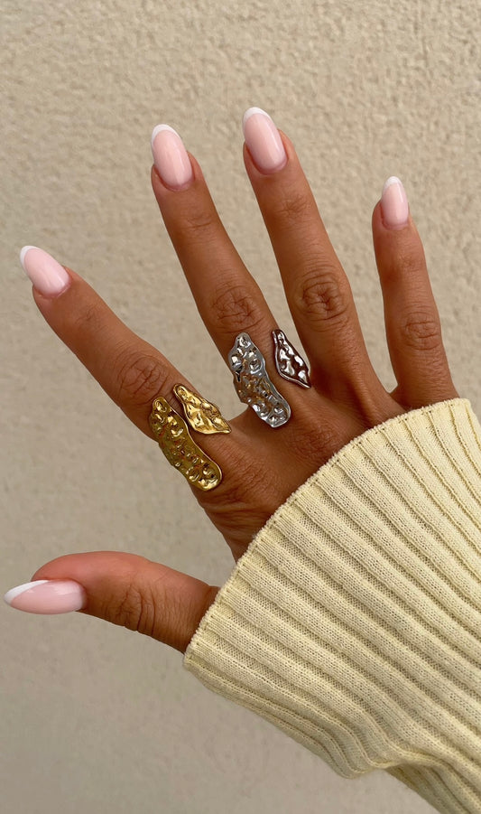 Huge stone ring