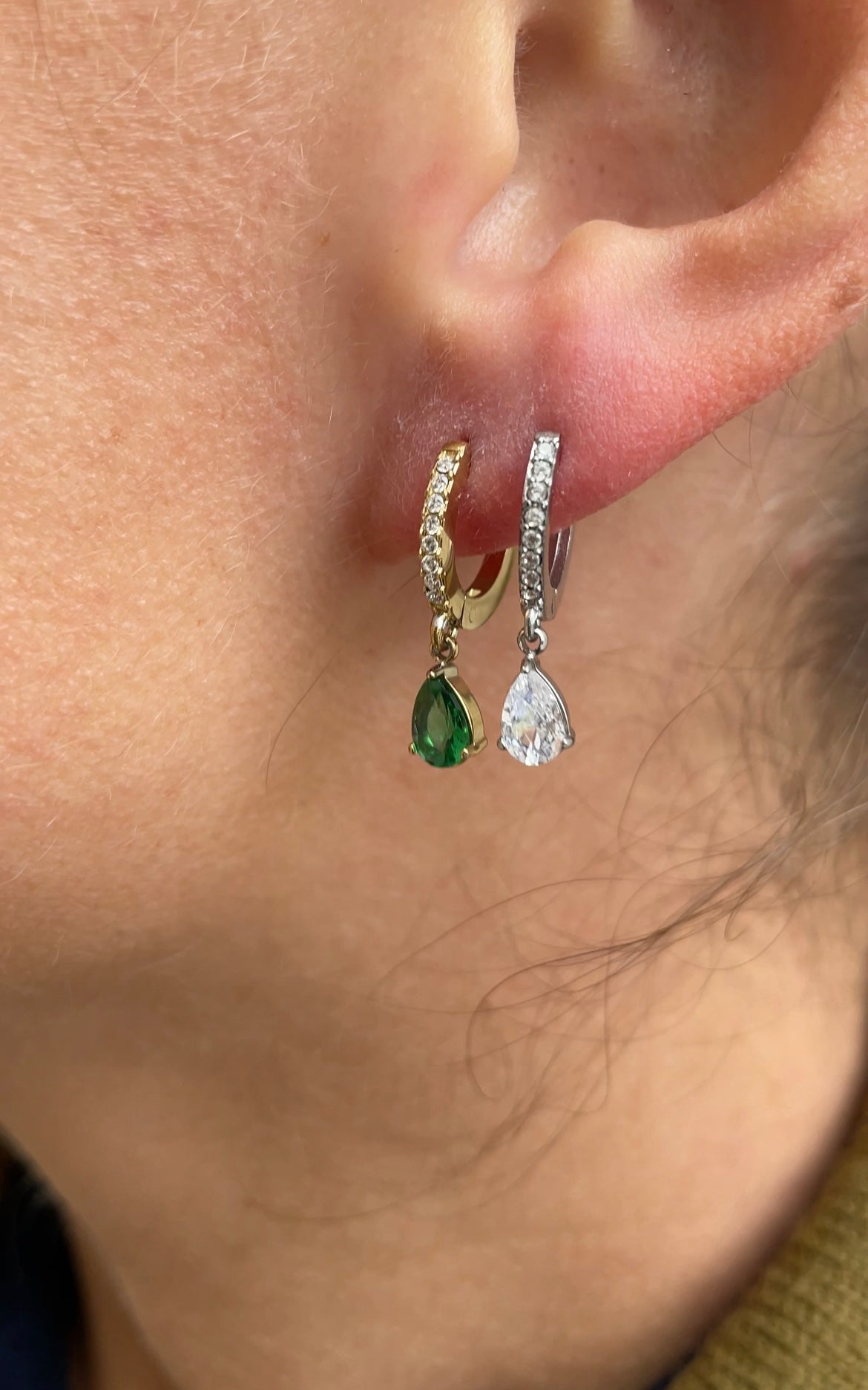 Mono drop earrings
