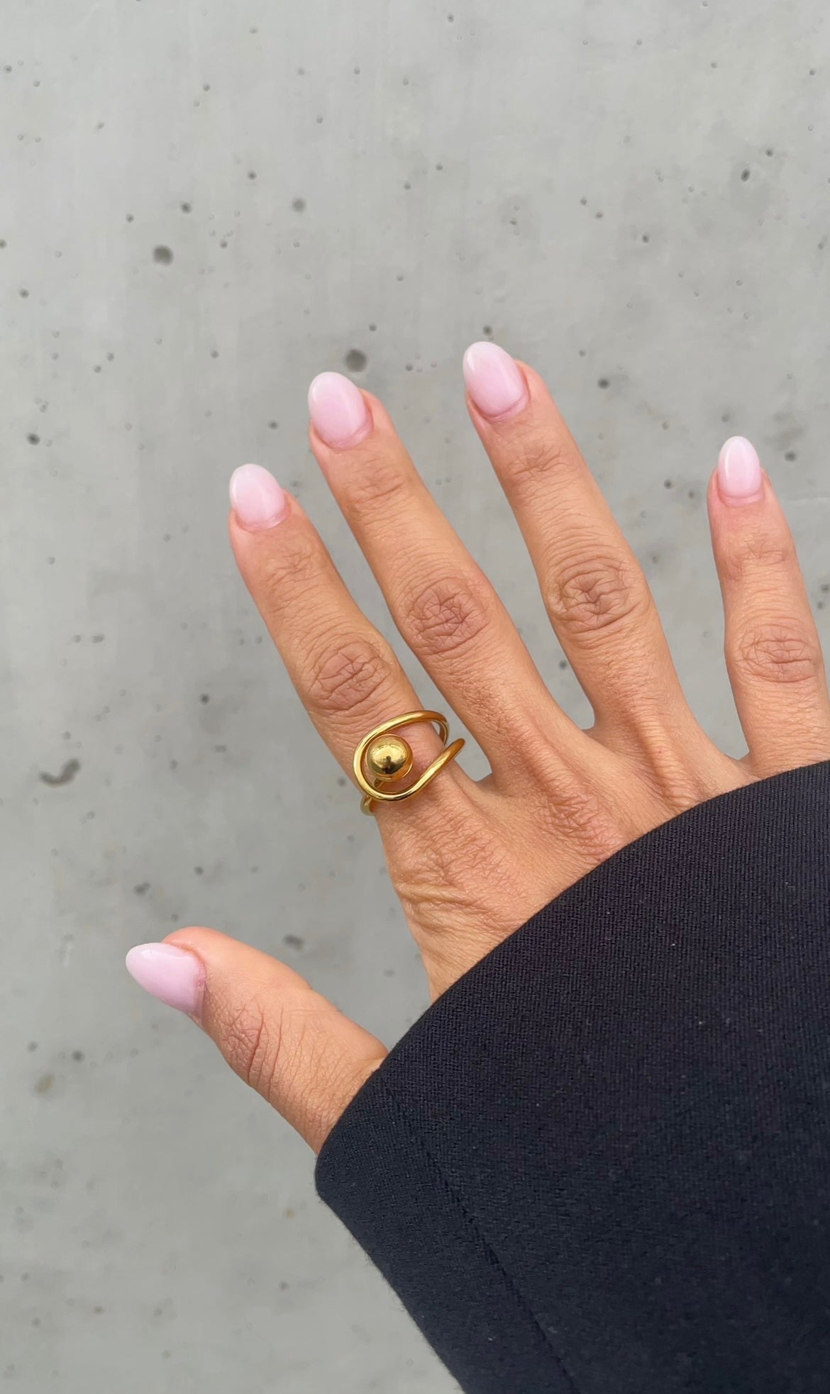 Pearl grunge ring