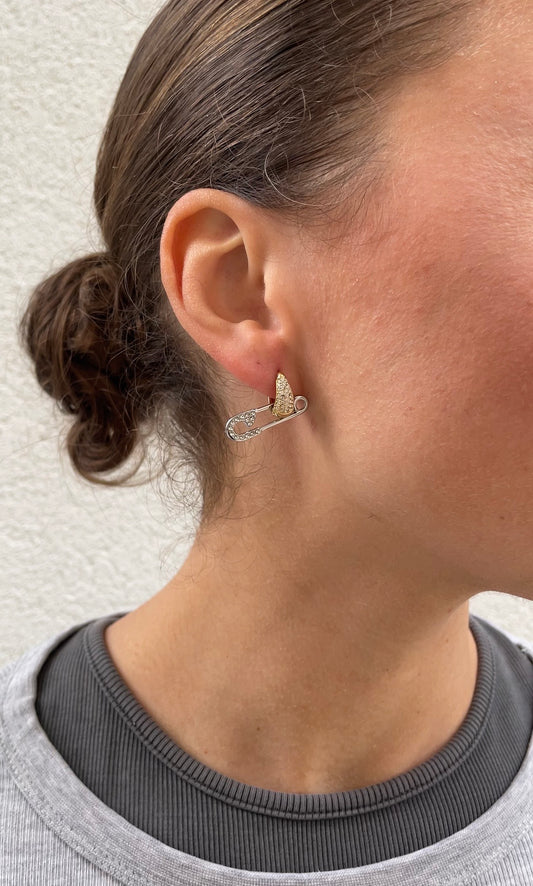 Asymmetric pin earrings