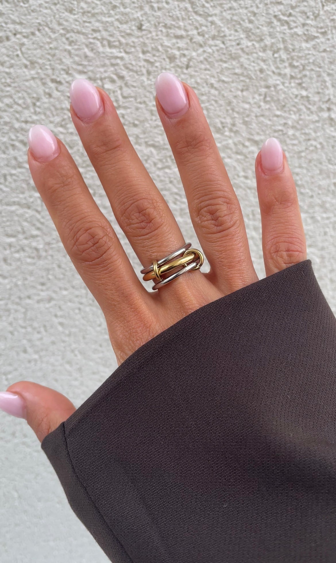 Thin couture ring