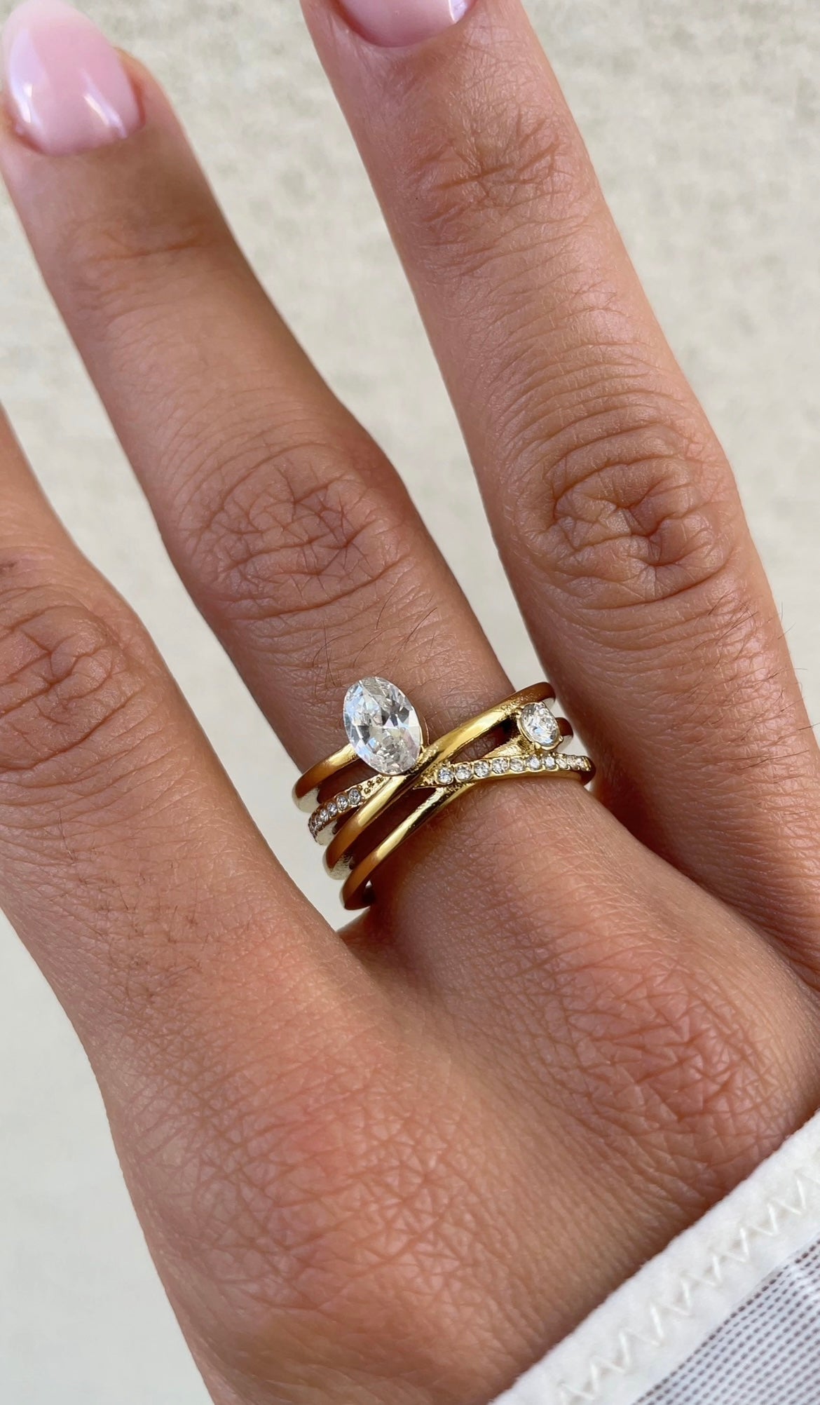 Laced couture ring