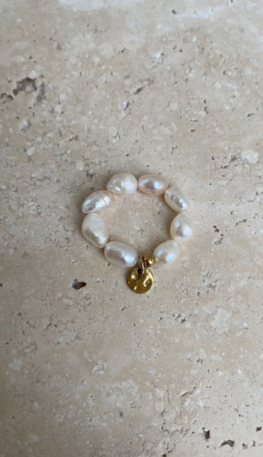 Pearl ring