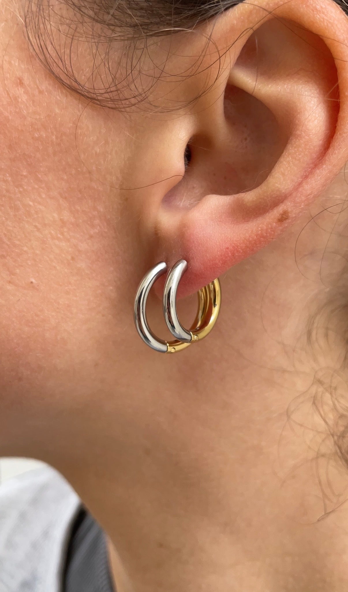 Bicolor thin classic hoops