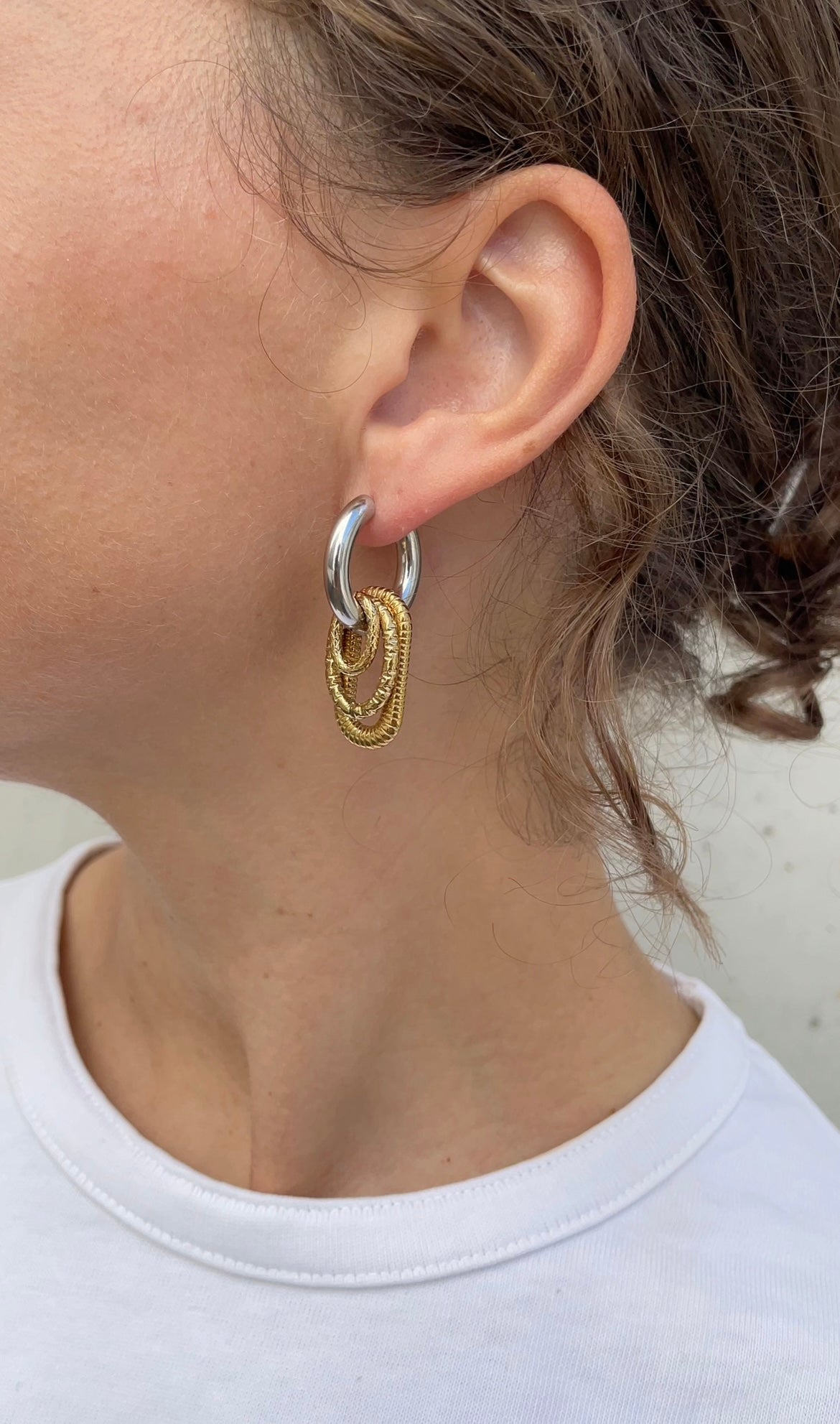 Multiple oval x hoops