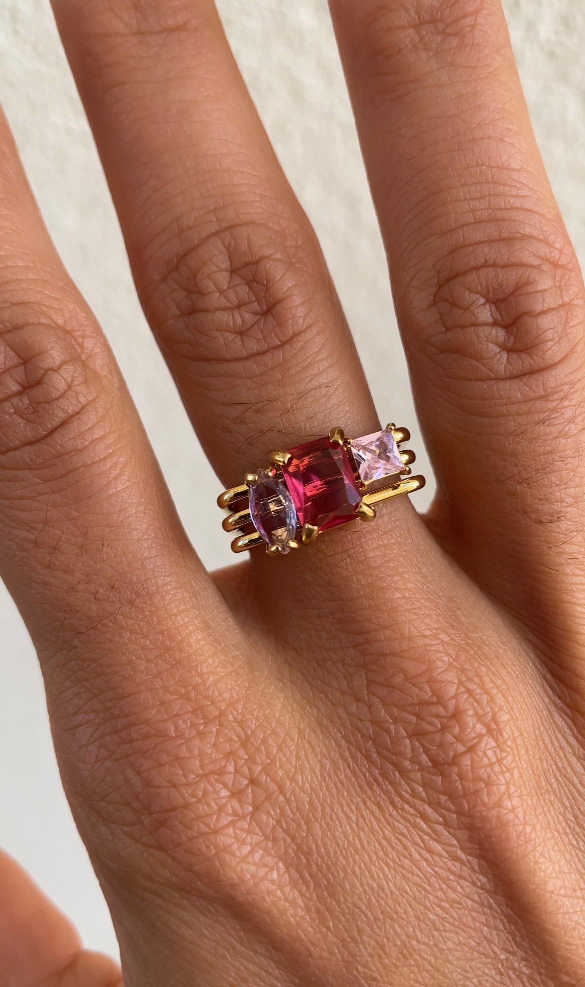 Colored gems ring