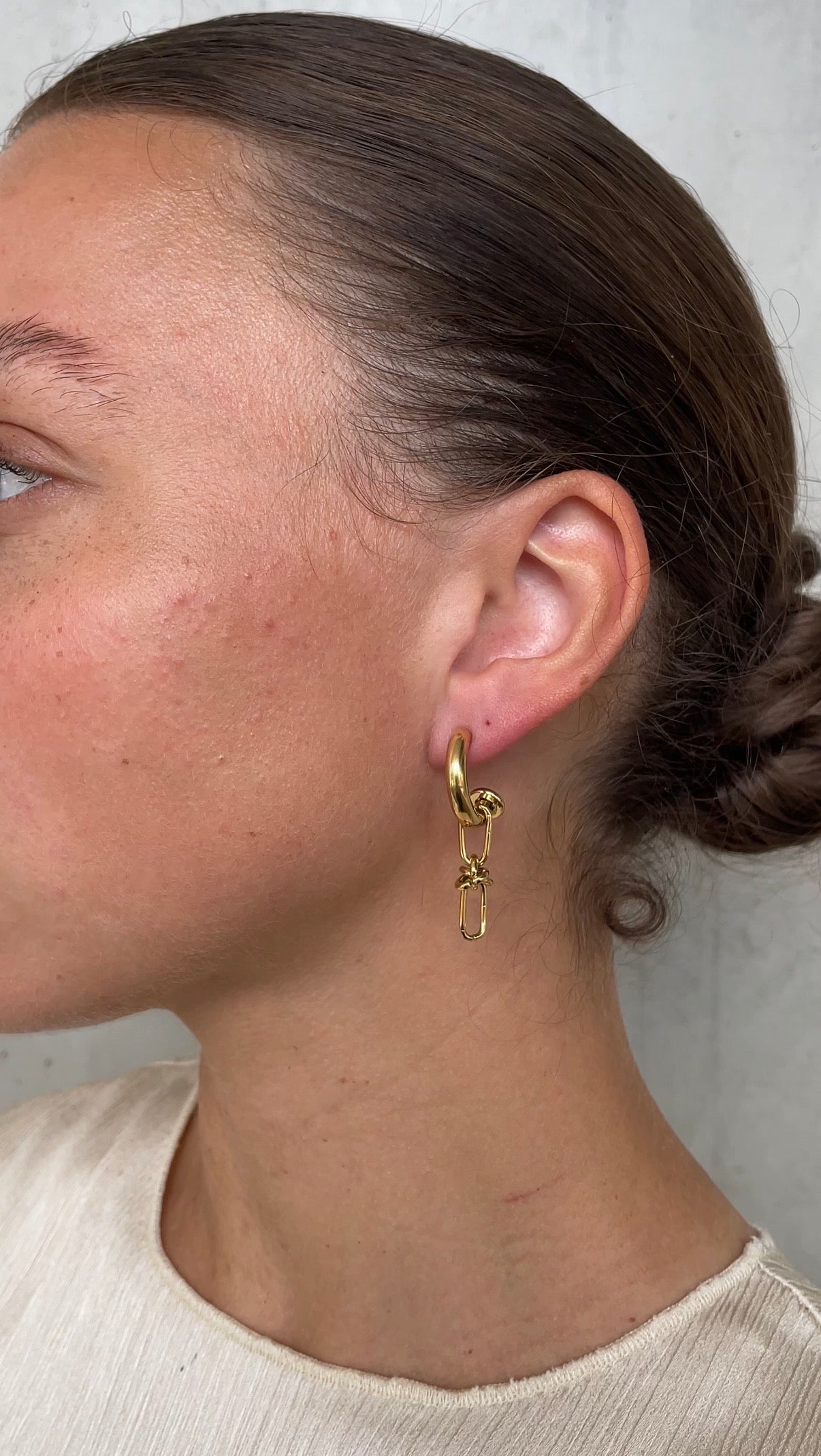 Thin Asymmetric knot earrings