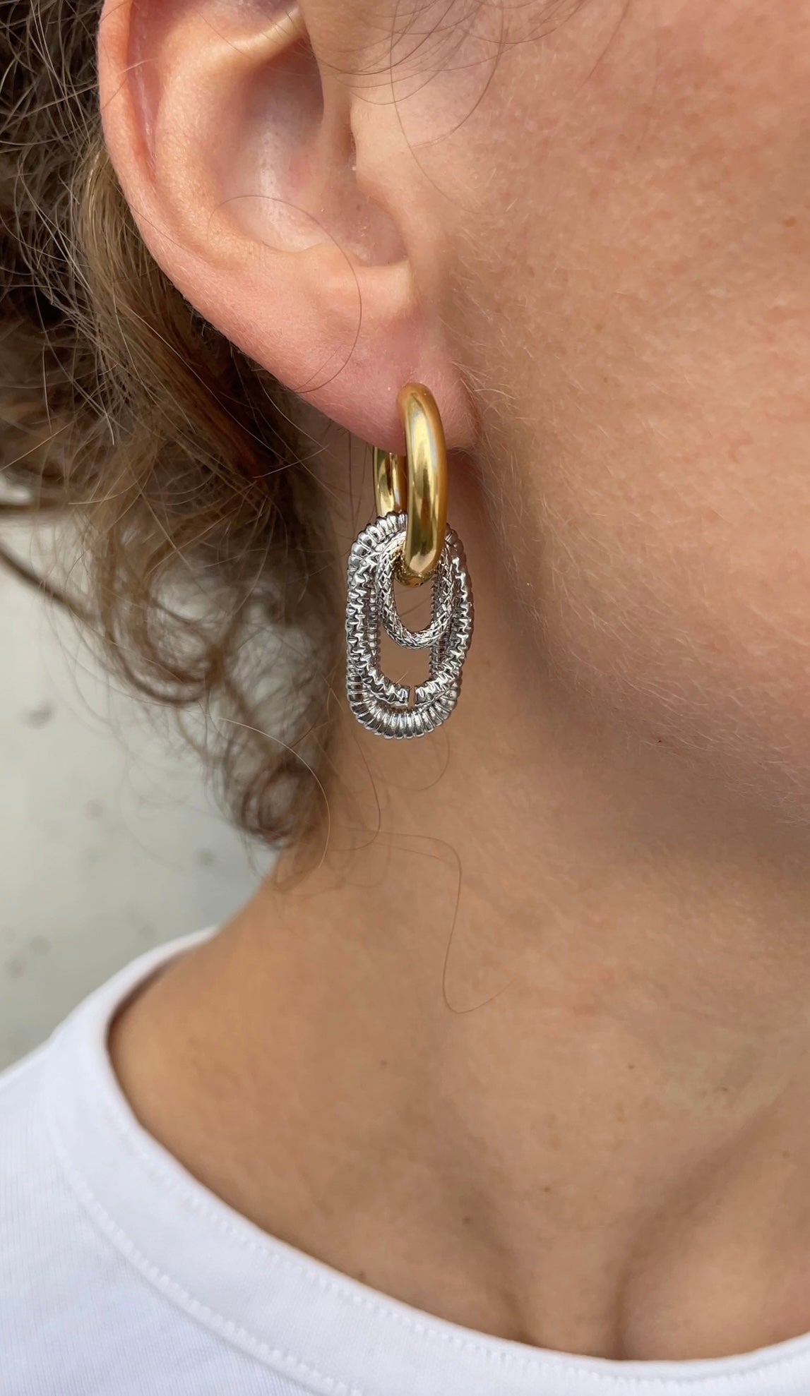 Multiple oval x hoops