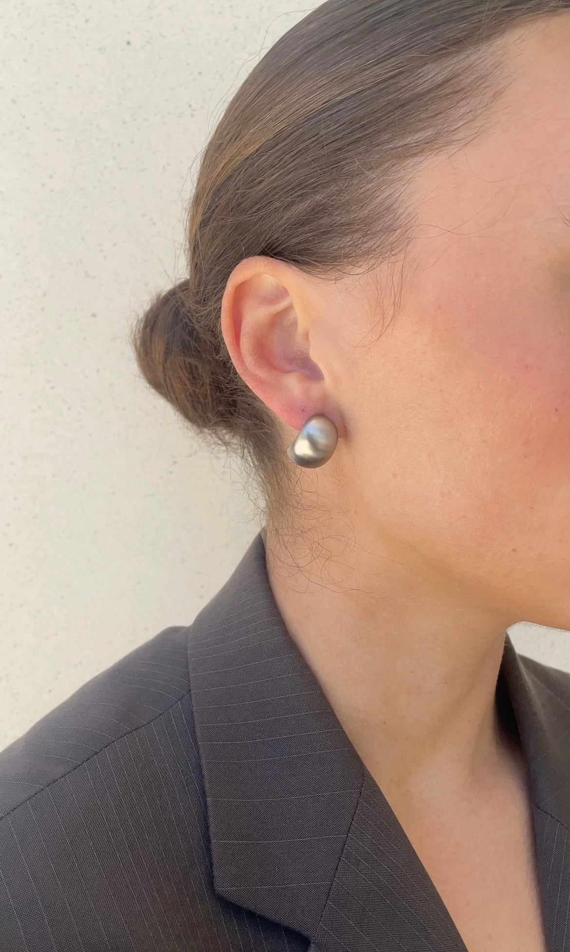 Mate drop earrings