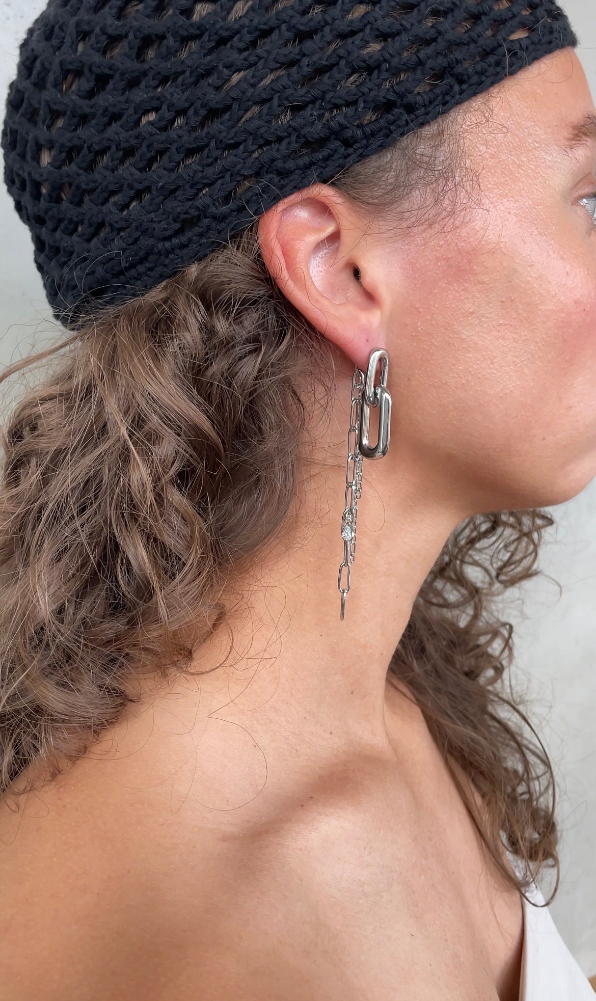 Double chain earrings