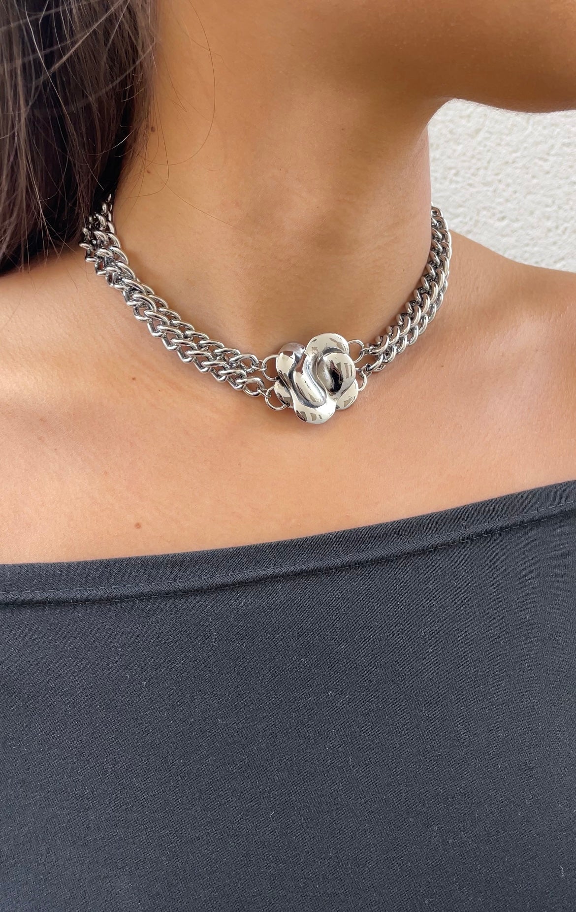 Grunge X flower necklace