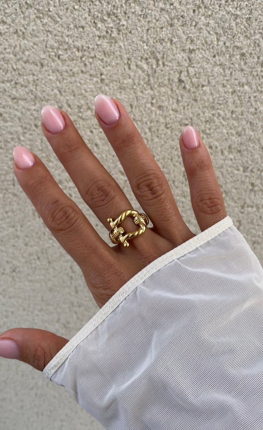 Bold lock ring