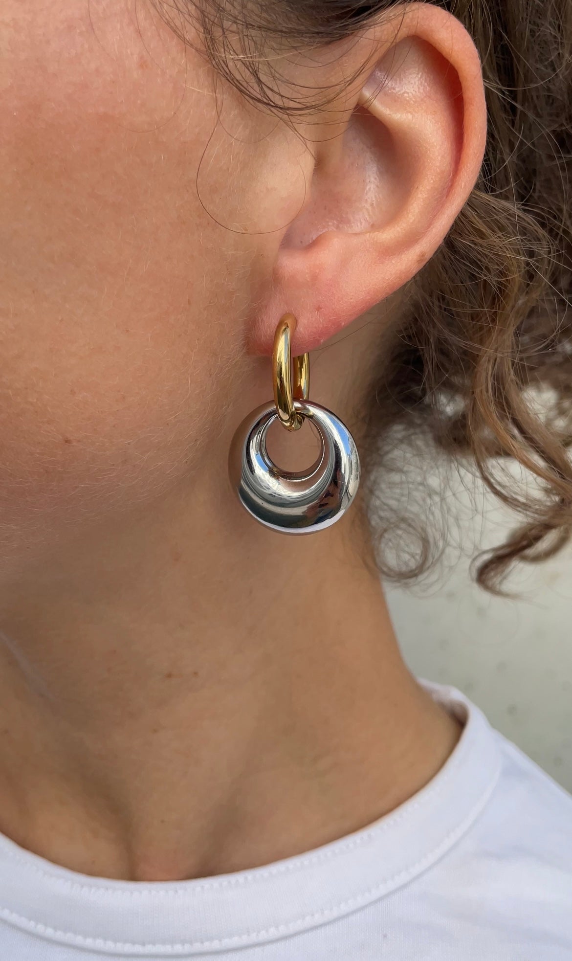 Round X hoops