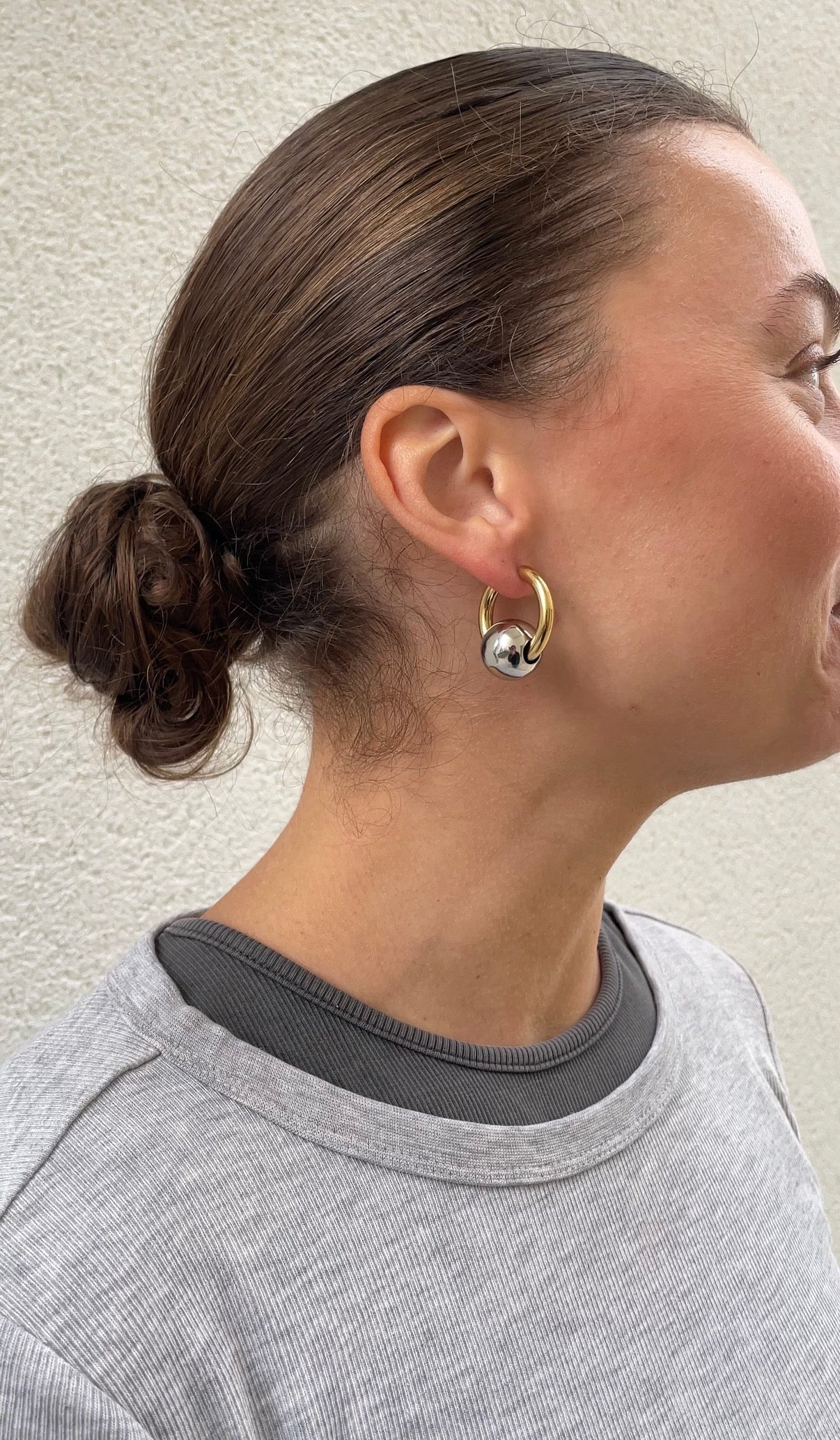 Round x hoop
