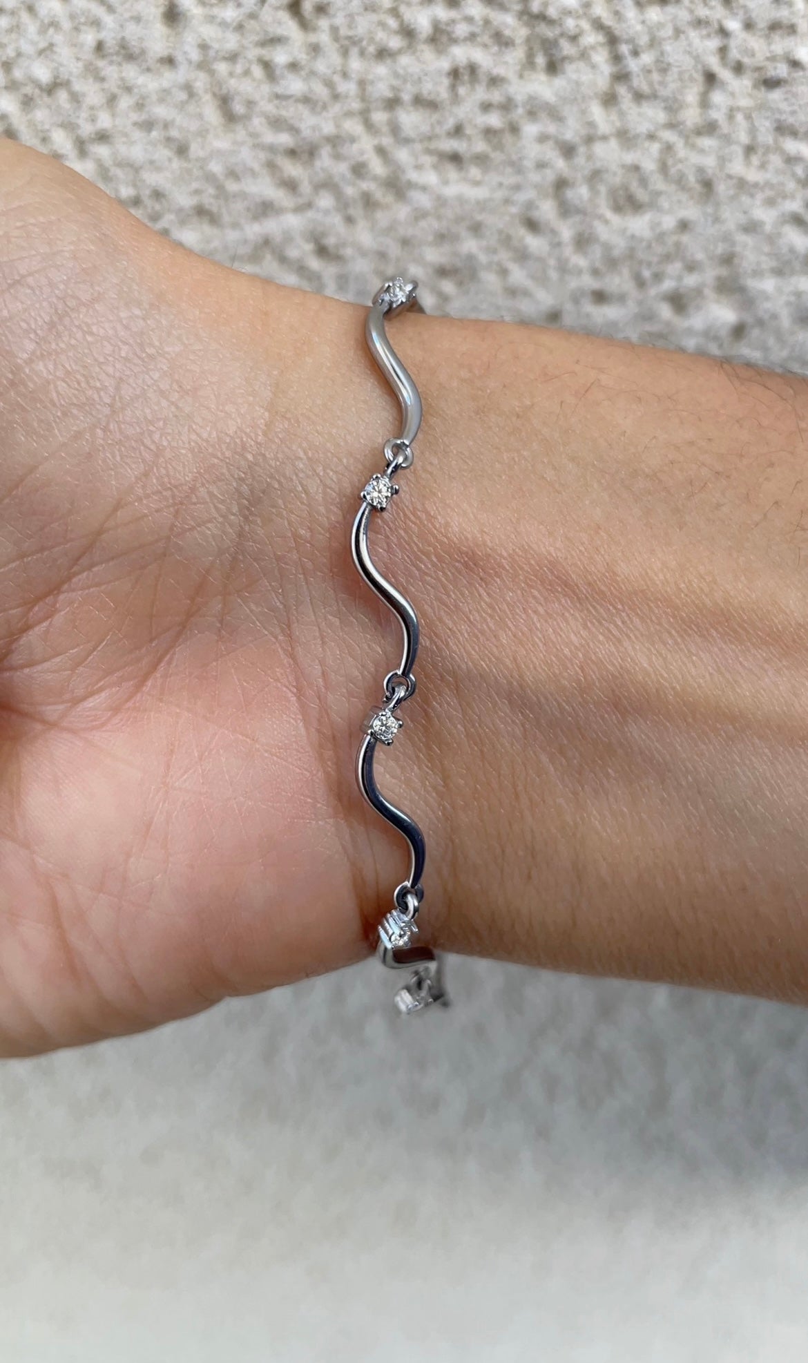 Wave bracelet