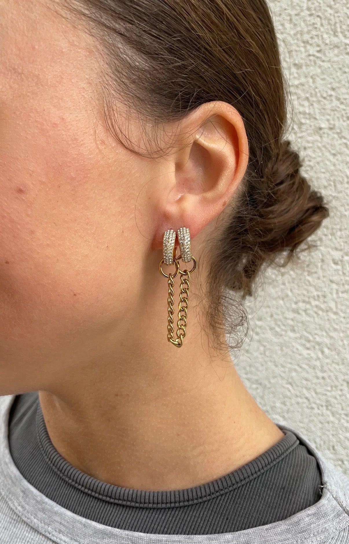 Mono gems earring