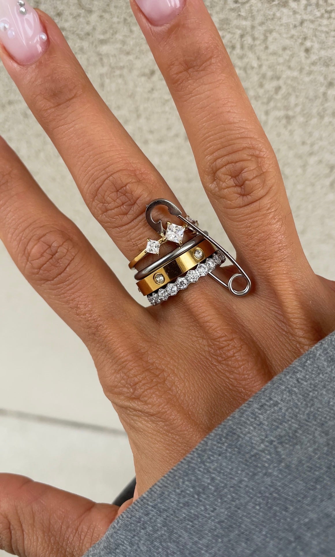 Gems couture ring