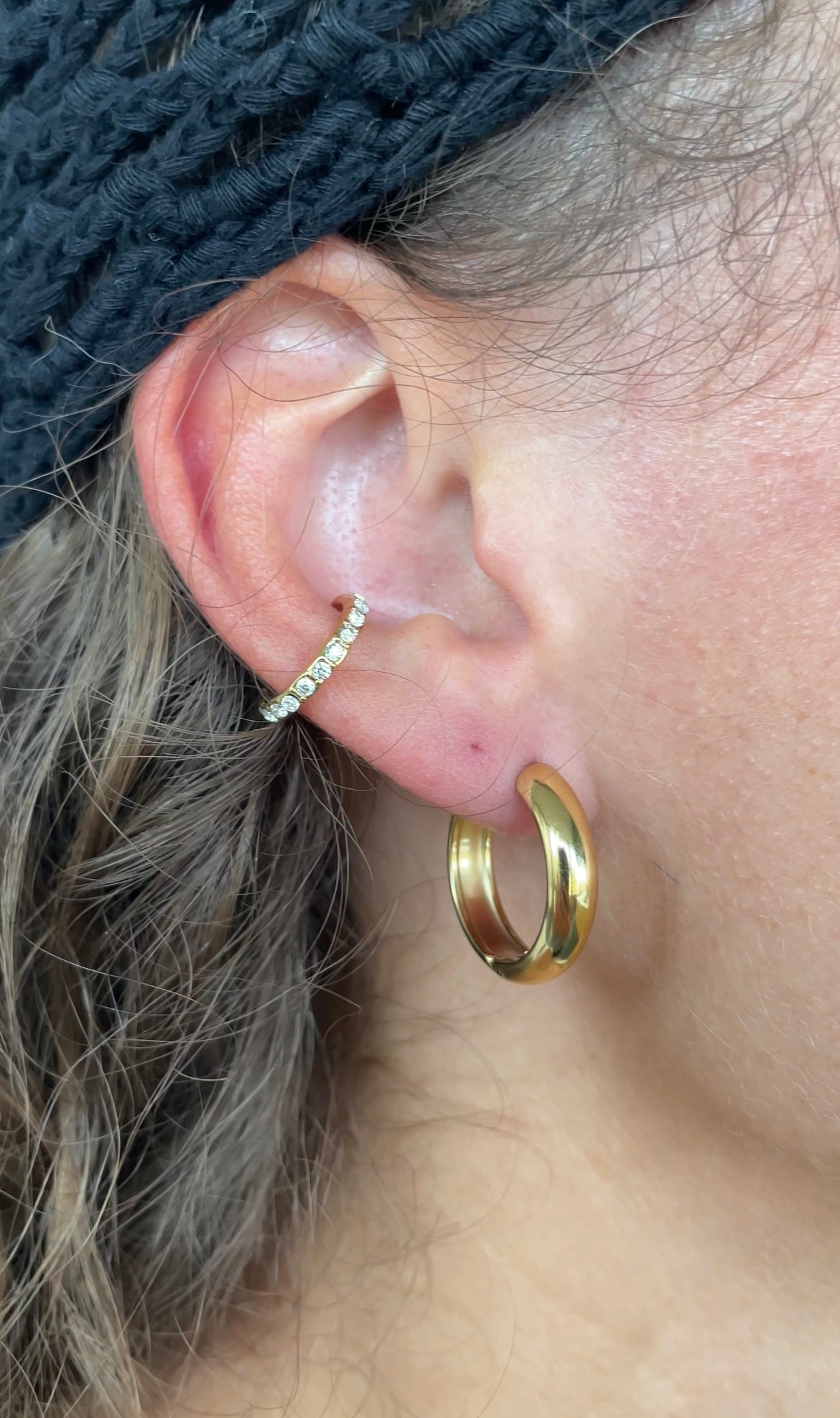 Thin gems ear cuff