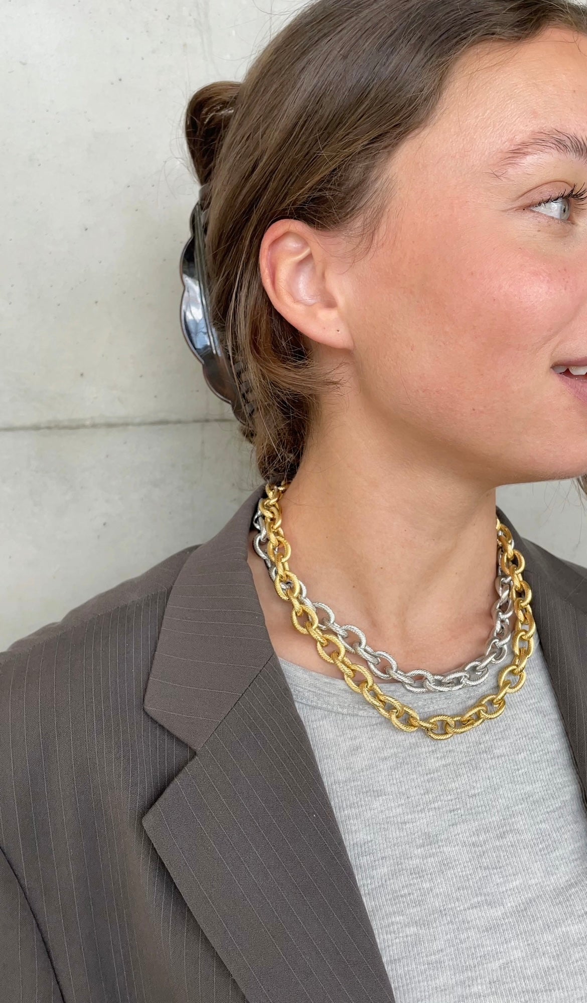 Striped Bold chain