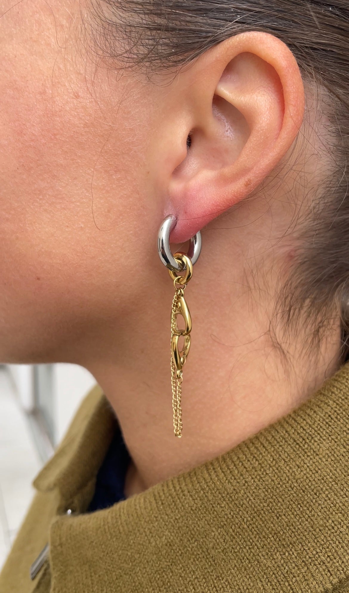 Handcuff earrings