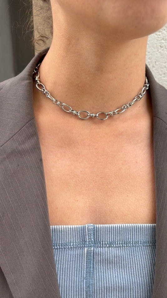 Oval chain necklace