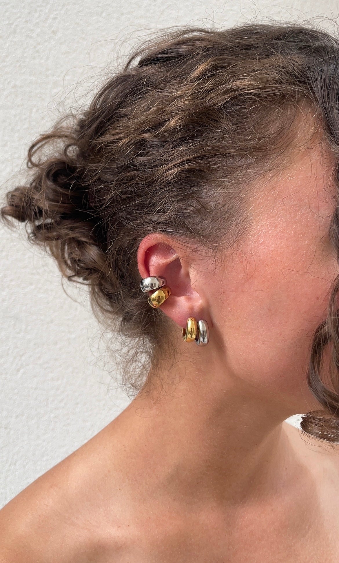 Parisian ear cuff