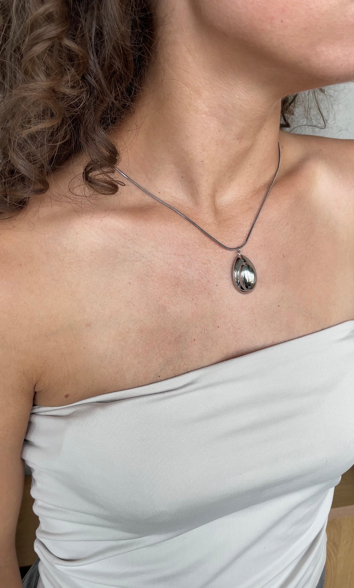 Dome necklace
