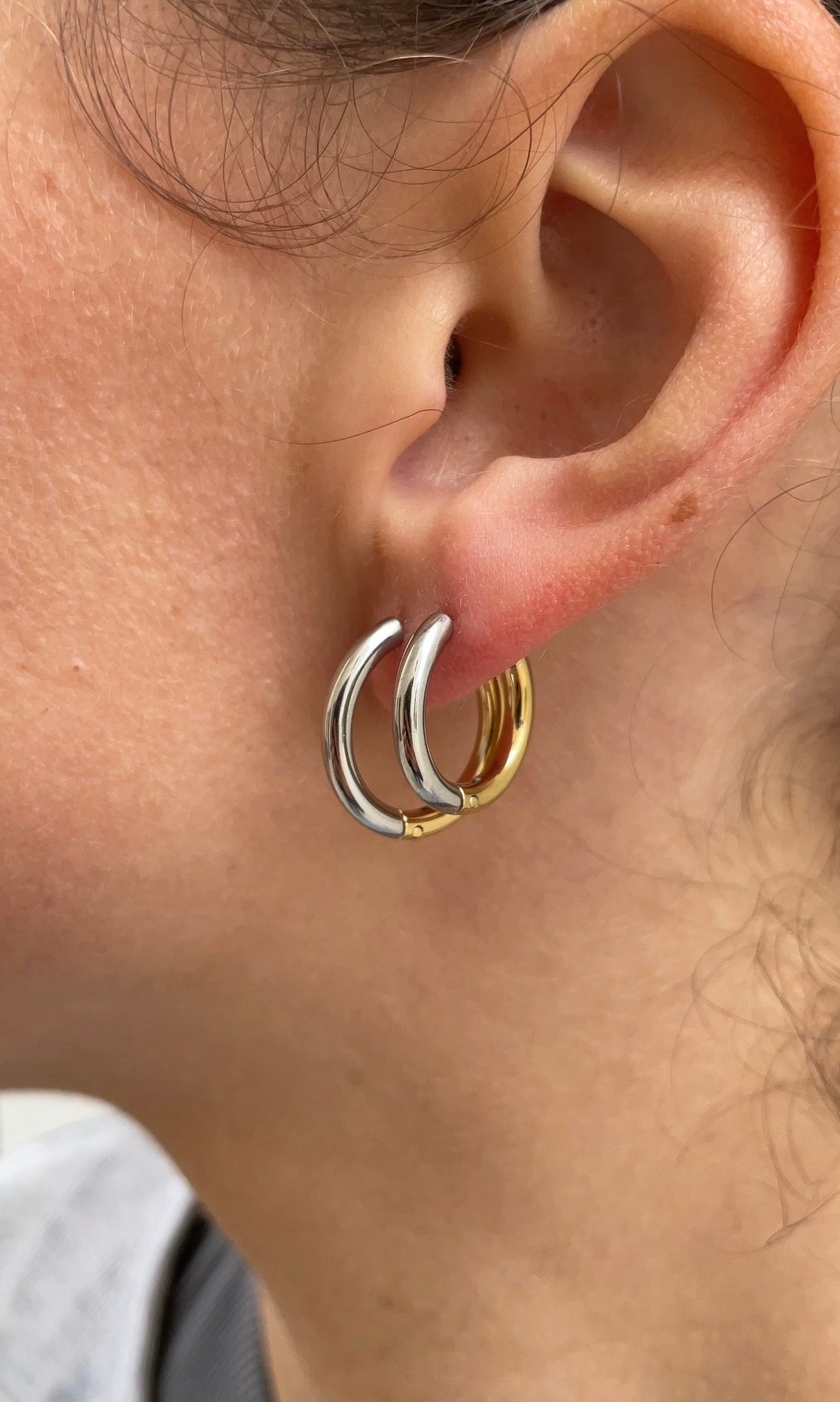Bicolor thin classic hoops