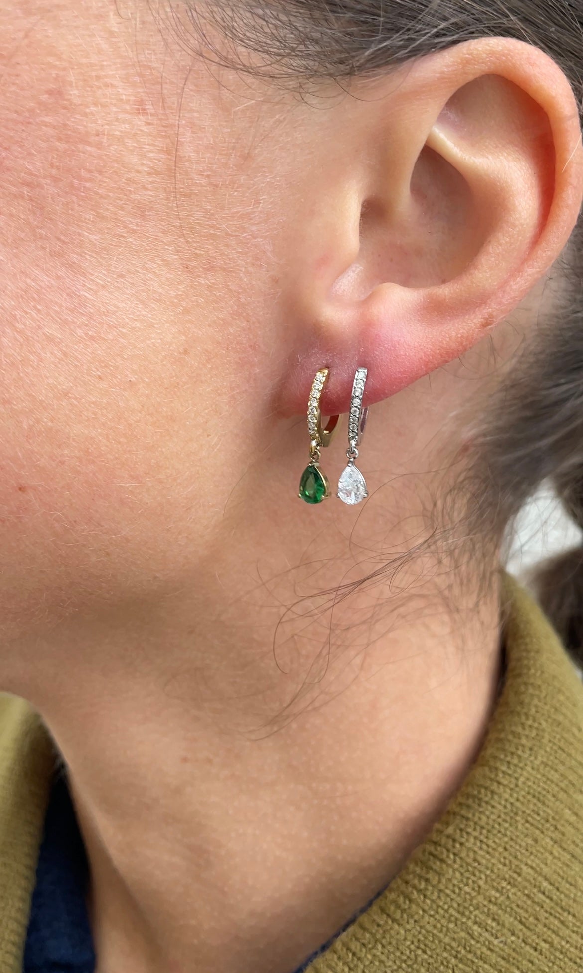 Mono drop earrings