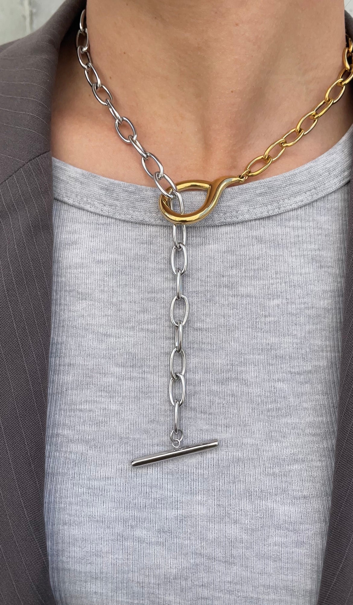 Eye necklace