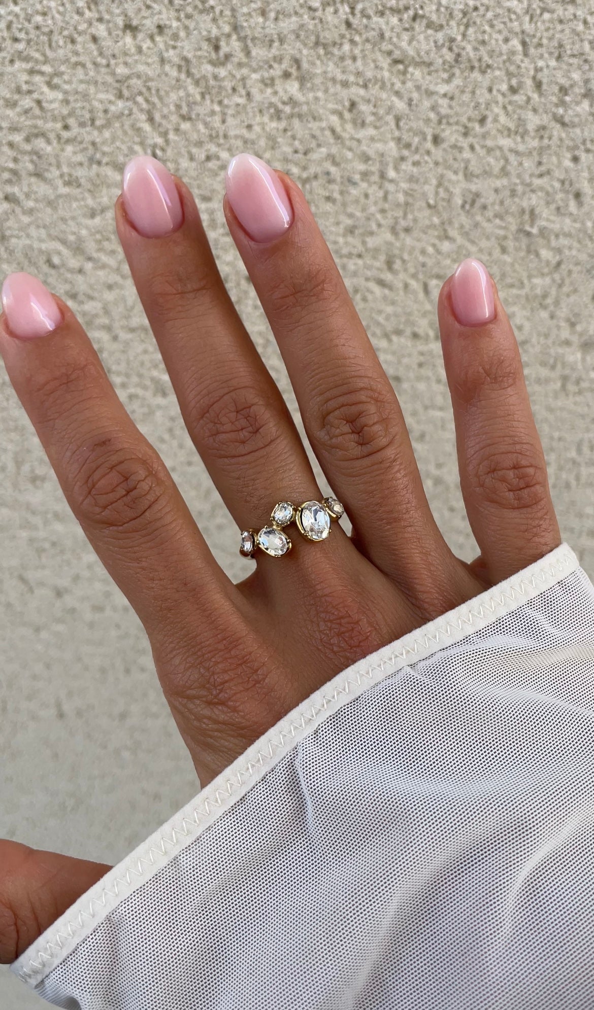 Colored gems ring