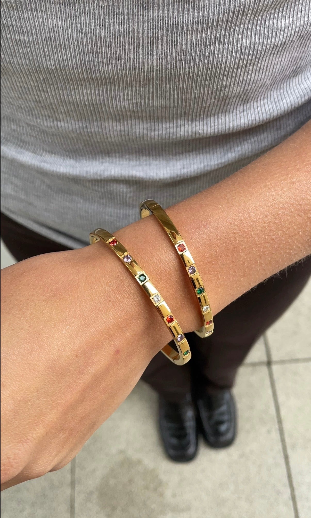 Colored bangle