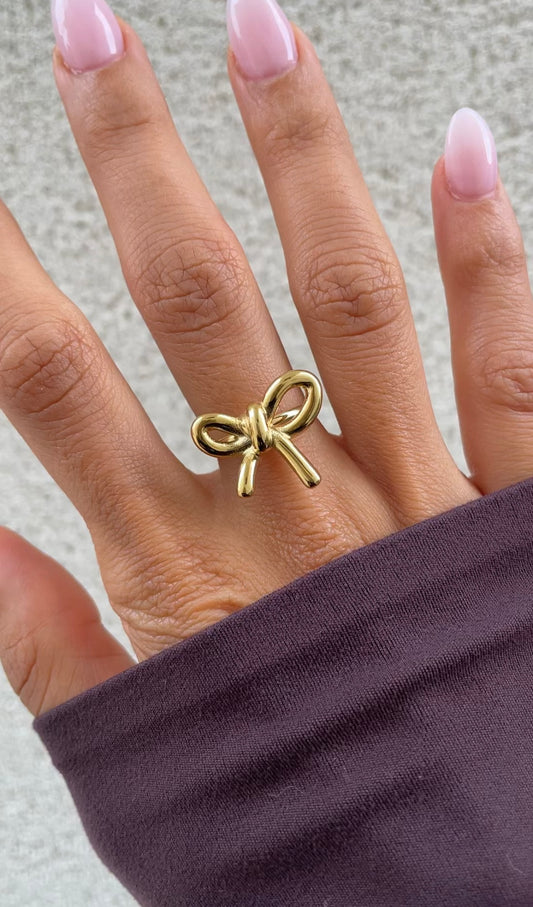 Simple Bow ring